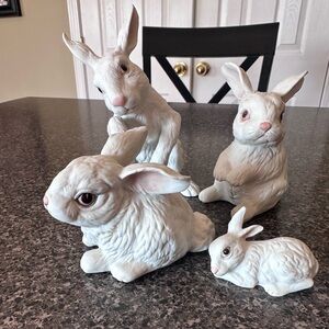 Boehm Bunny Family Set of 4 Ceramic Rabbit Figurines